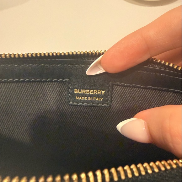 Burberry Olympia Pouch in Heritage Check - Picture 2 of 8